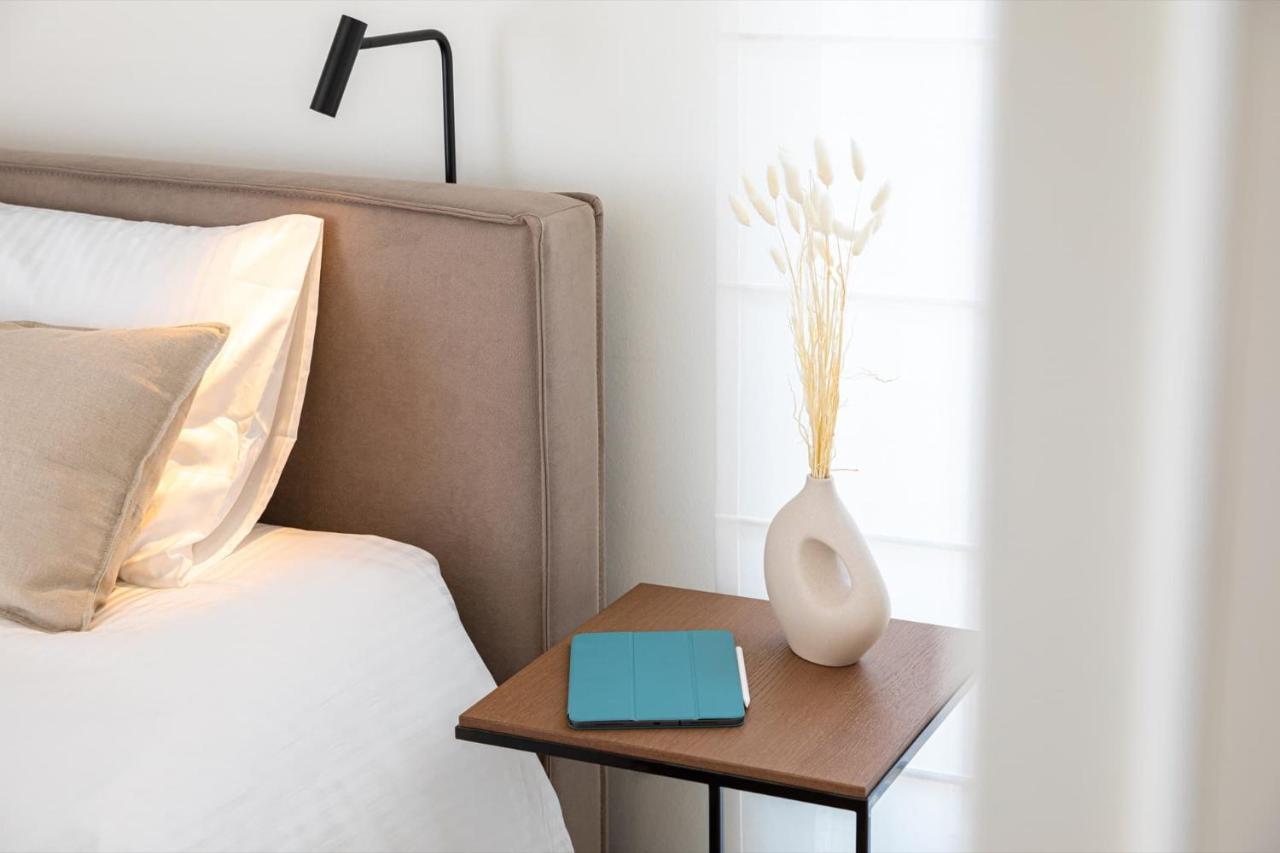 En Suite Bedrooms At Reckenthal House By Rentaroo Luxembourg Bagian luar foto
