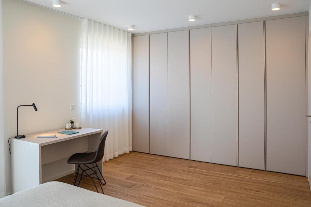 En Suite Bedrooms At Reckenthal House By Rentaroo Luxembourg Bagian luar foto